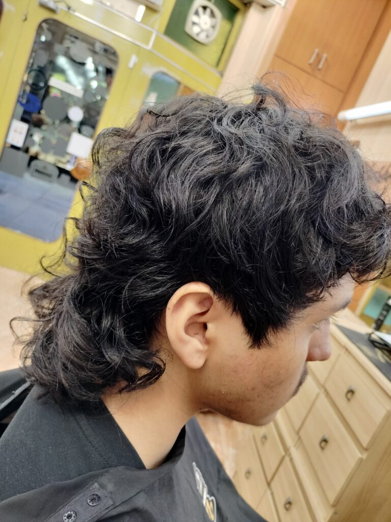 Corte Media Melena para Hombre